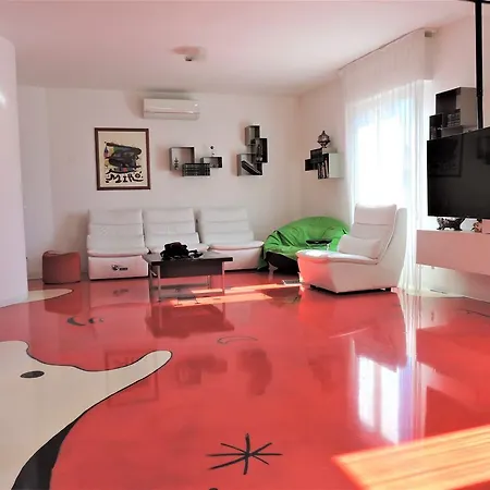 Miro' Holiday Attic